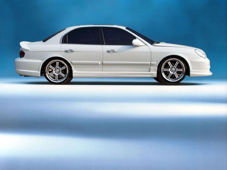  Hyundai Sonata by Ixion Design 2001 года  (фото 2 из 6)